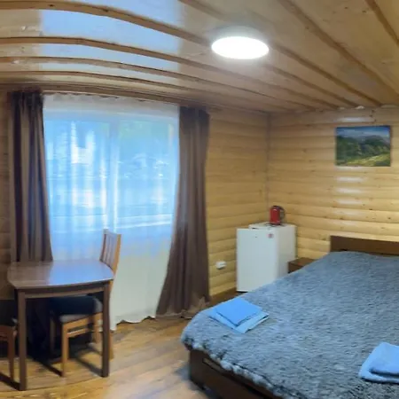 Turyanskiy Dvir * Tur'ya Polyana