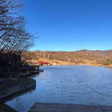 Turyanskiy Dvir Tur'ya Polyana