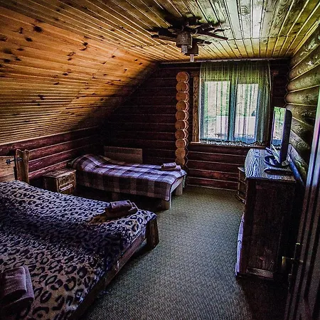 Turyanskiy Dvir * Tur'ya Polyana