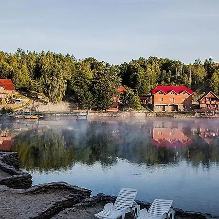 Turyanskiy Dvir * Tur'ya Polyana