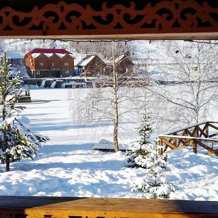 Turyanskiy Dvir Tur'ya Polyana